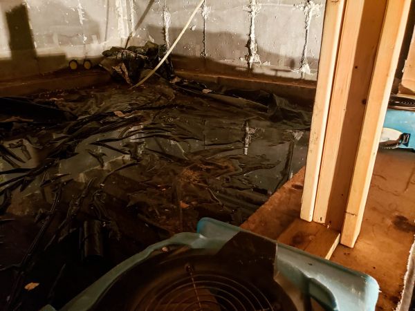 Crawlspace Water Cleanup in Cleveland